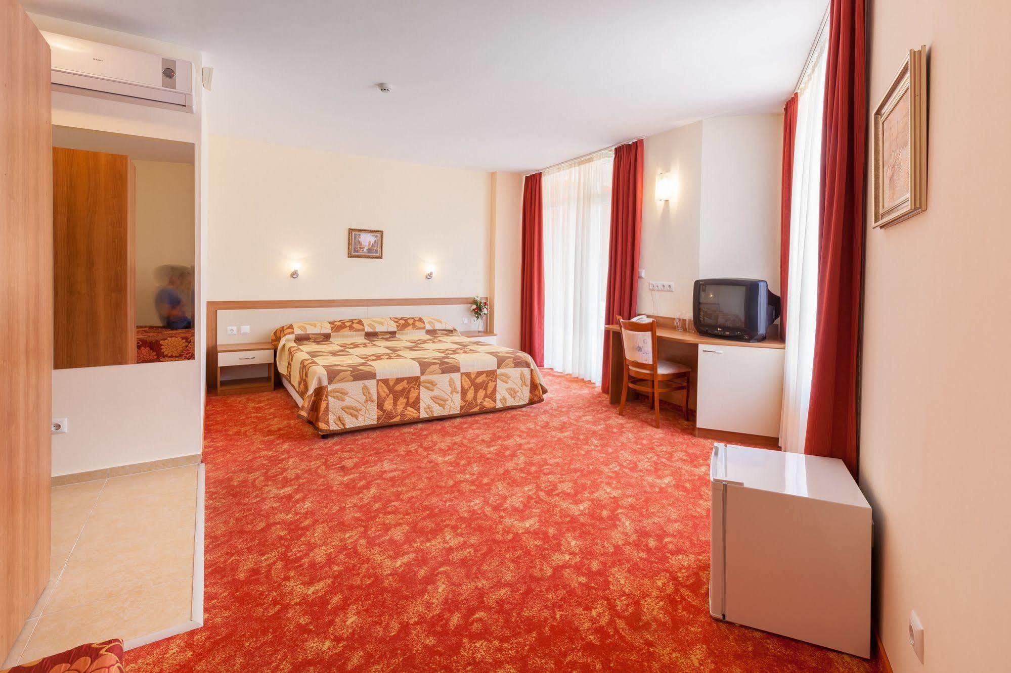 Hotel Riagor Σάνι Μπιτς Εξωτερικό φωτογραφία
